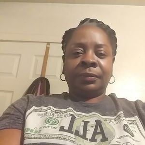 Meet your Posher, Vickie